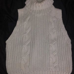 Kendall & Kylie sweater vest